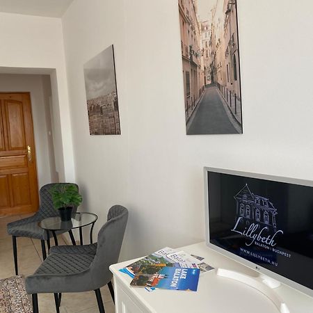 Villa Lillybeth - Lake Balaton Keszthely Bagian luar foto