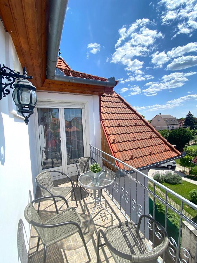 Villa Lillybeth - Lake Balaton Keszthely Bagian luar foto