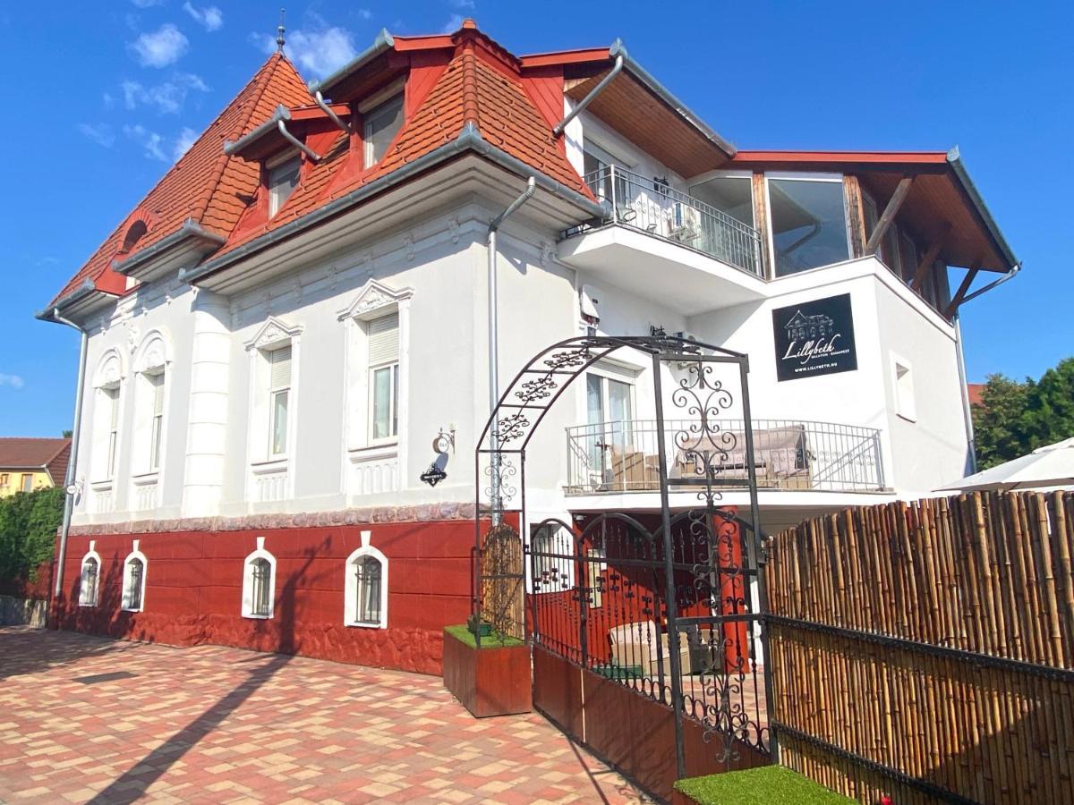Villa Lillybeth - Lake Balaton Keszthely Bagian luar foto