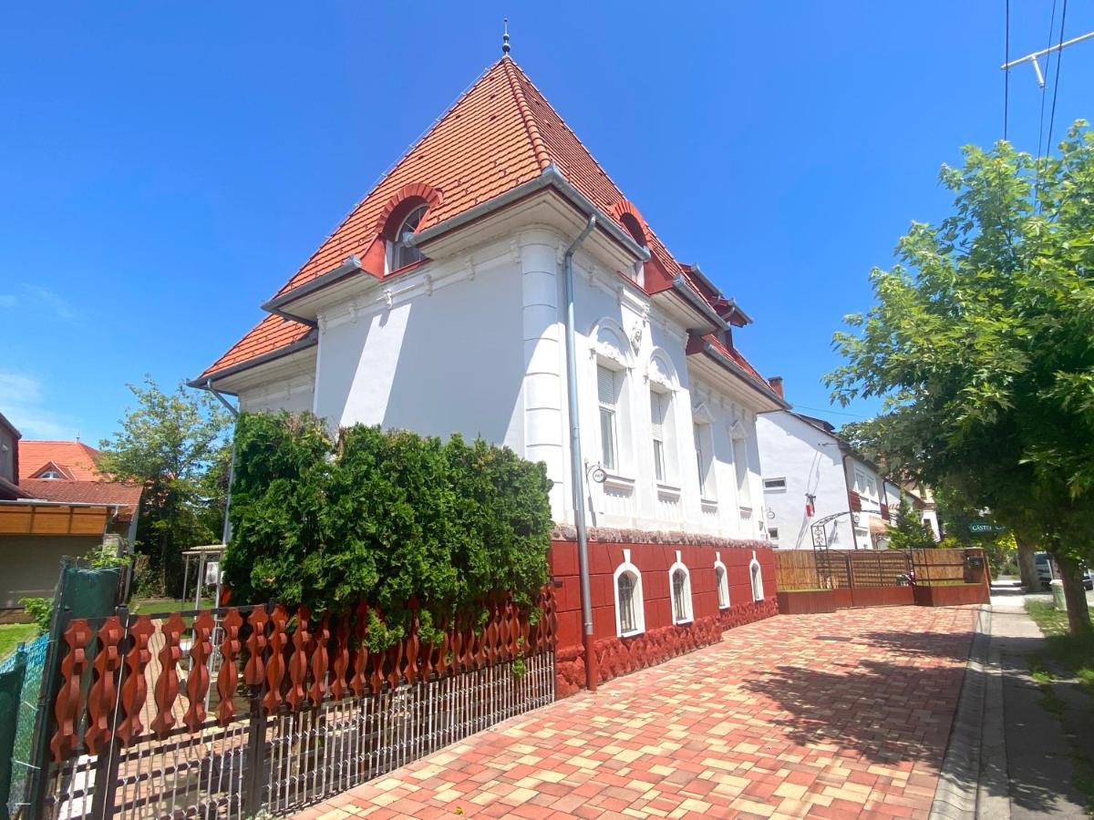 Villa Lillybeth - Lake Balaton Keszthely Bagian luar foto
